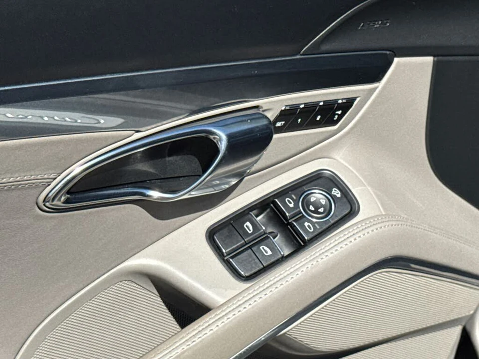 2013 Porsche 991 Carrera S - Image 18 of 20