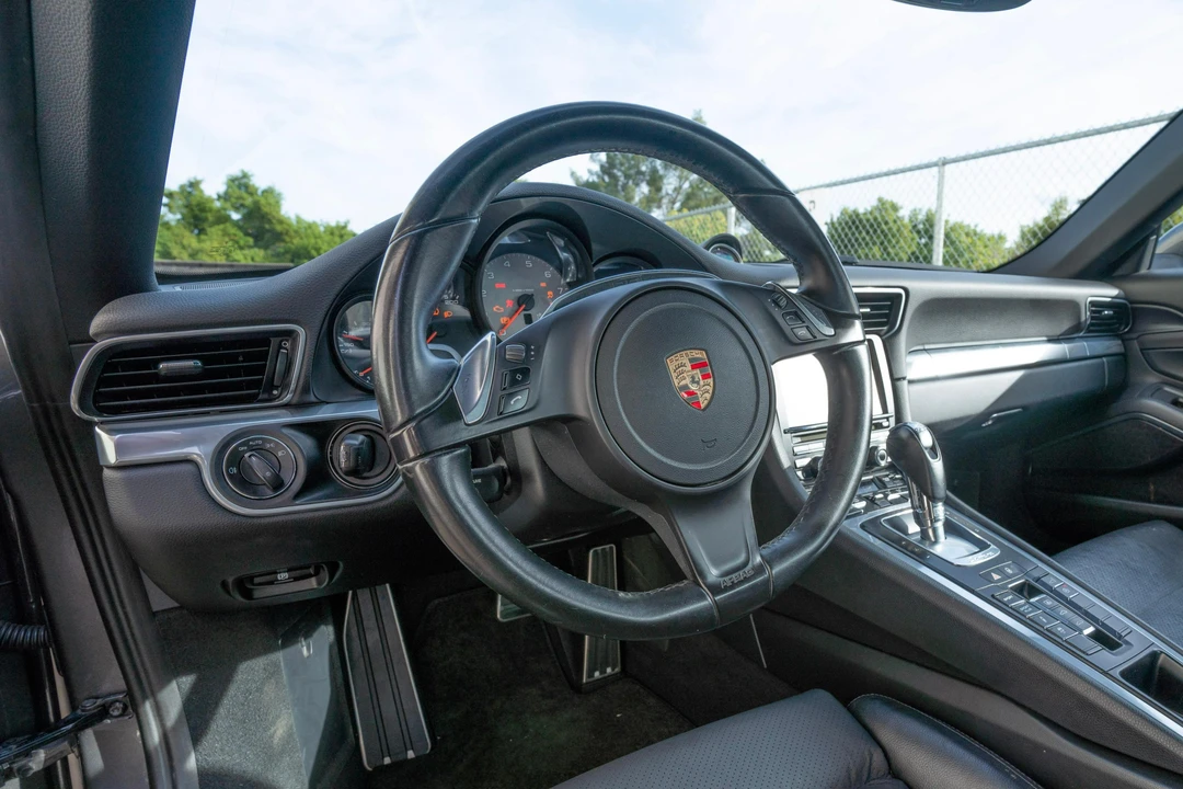2013 Porsche 991 Carrera S - Image 28 of 31