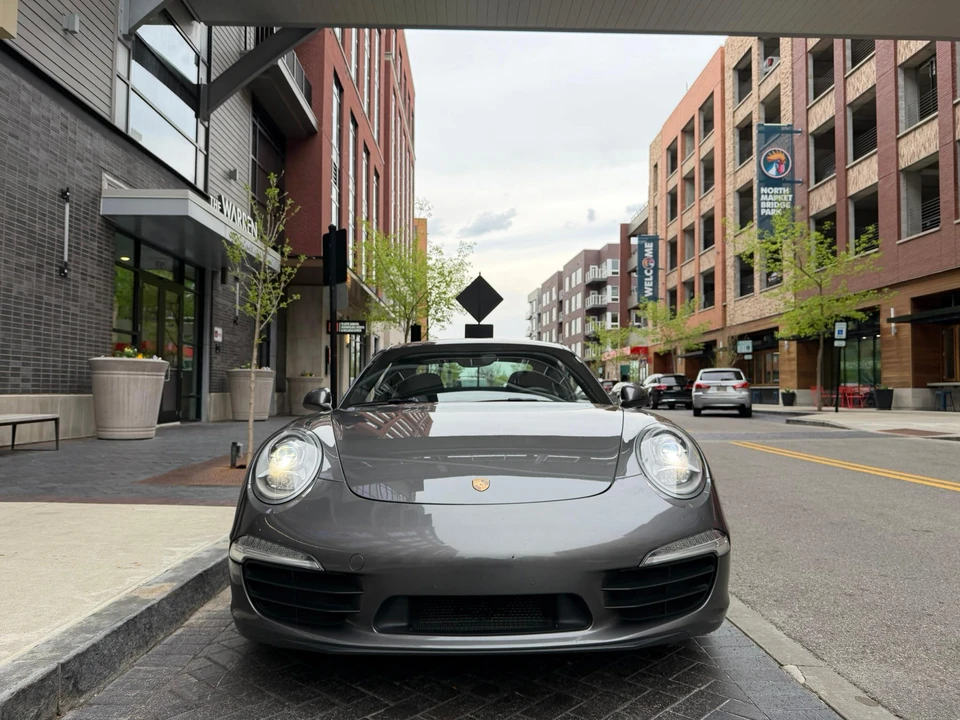 2013 Porsche 991 Carrera S - Image 26 of 31