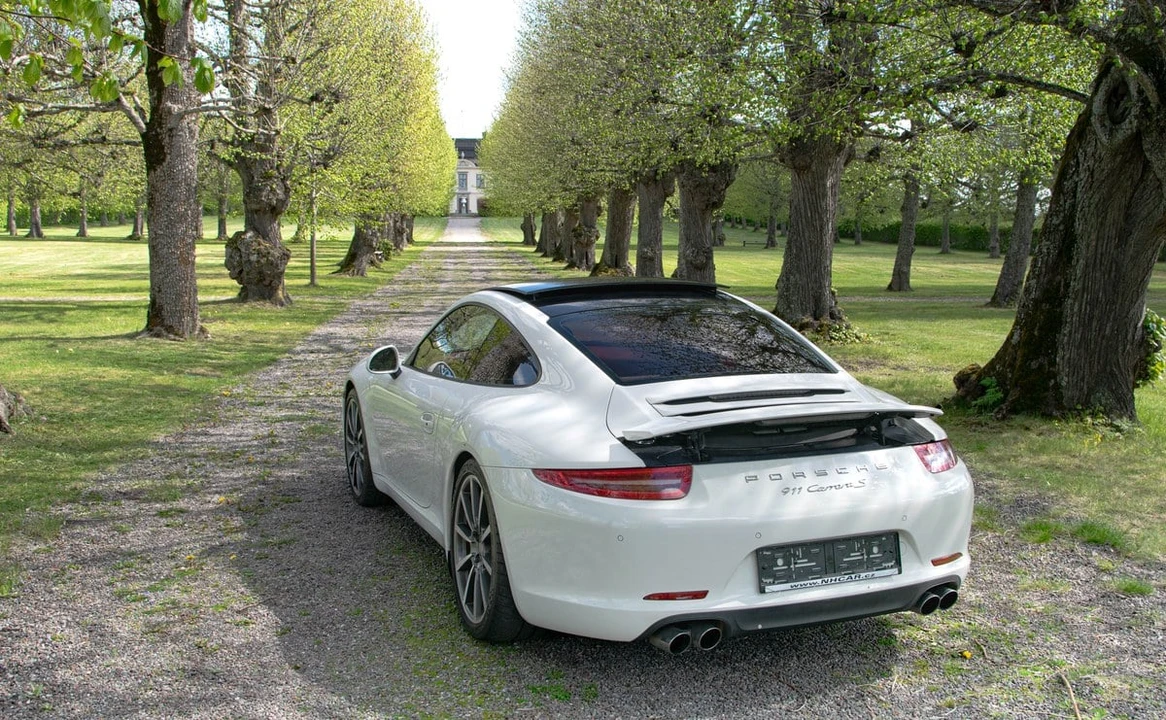 2012 Porsche 991 Carrera S - Image 9 of 30