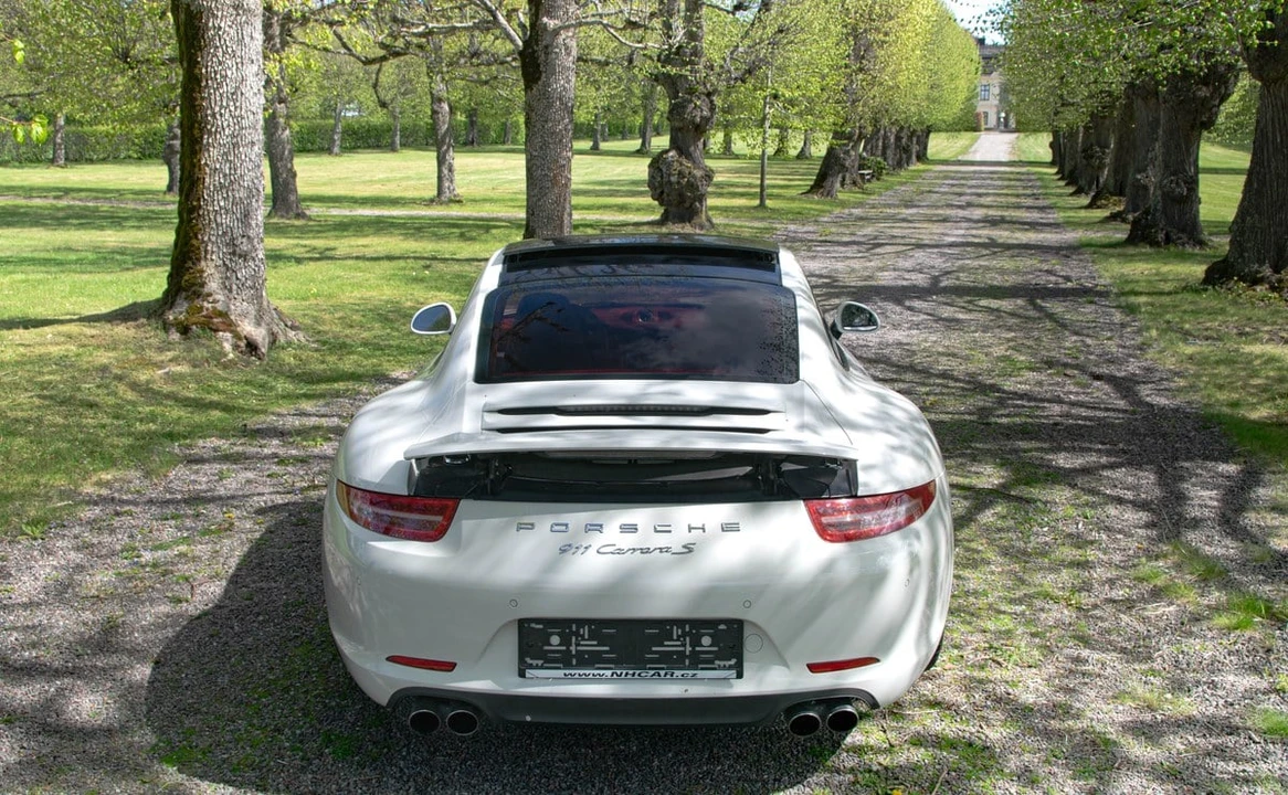 2012 Porsche 991 Carrera S - Image 11 of 30