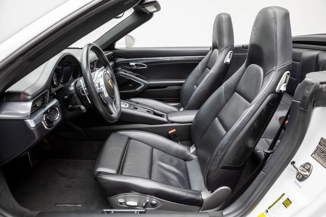 2013 Porsche 991 Carrera S - Image 18 of 31
