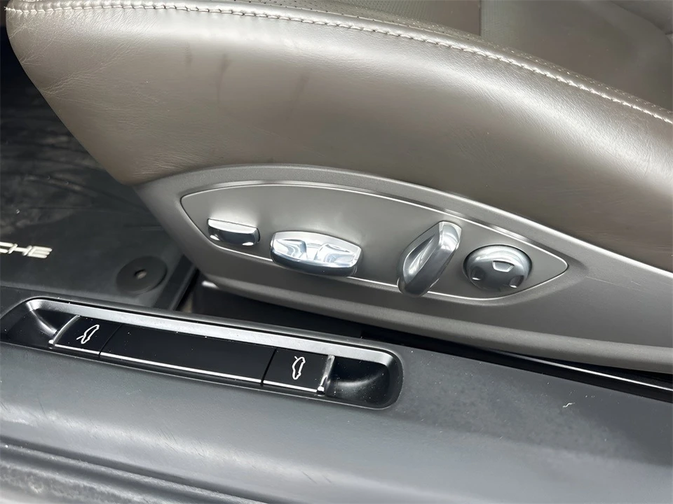 2013 Porsche 991 Carrera S - Image 10 of 12