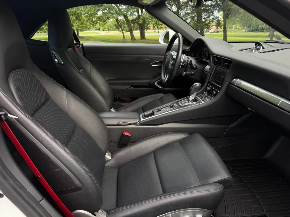 2013 Porsche 991 Carrera S - Image 24 of 31