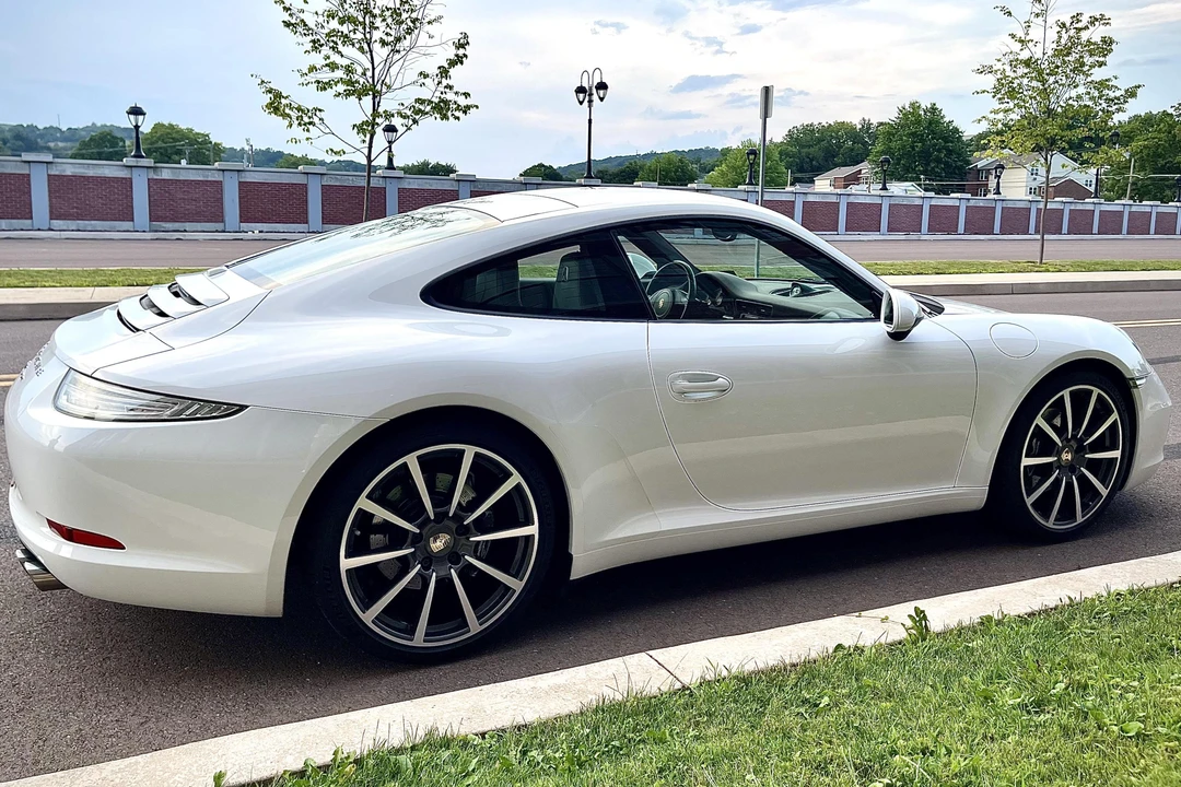 2013 Porsche 991 Carrera - Image 4 of 25