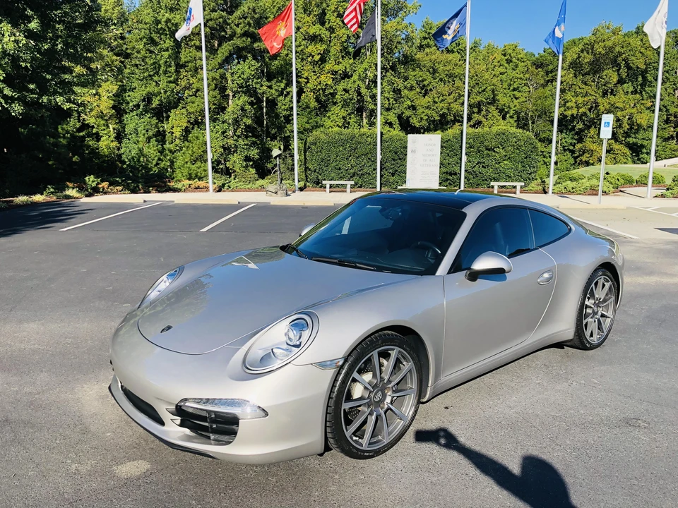 2013 Porsche 991 Carrera - Image 9 of 31