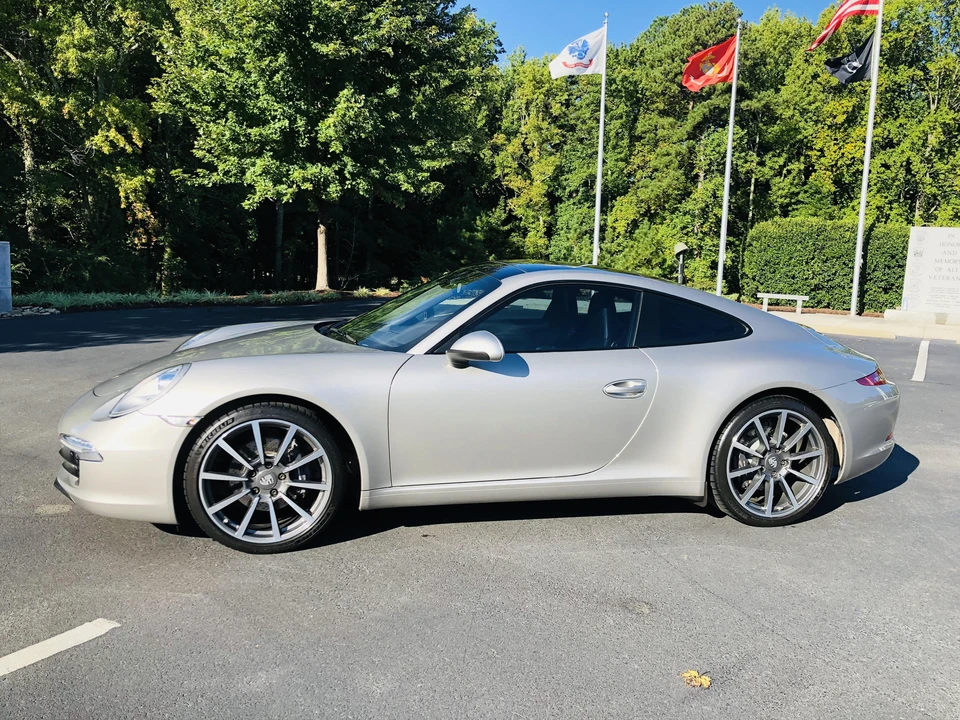 2013 Porsche 991 Carrera - Image 12 of 31