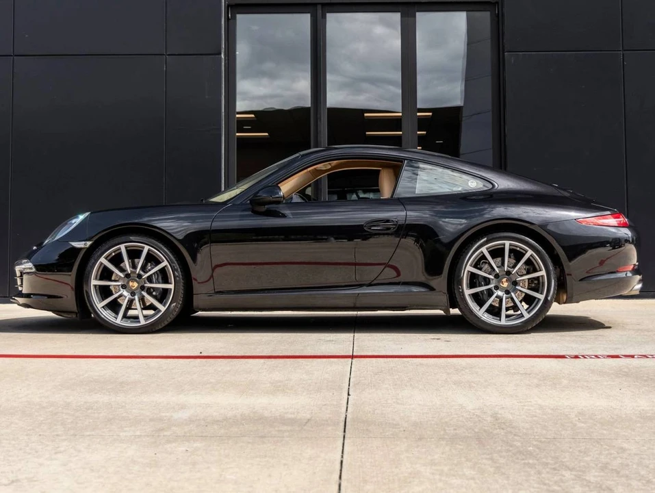 2013 Porsche 991 Carrera - Image 2 of 5