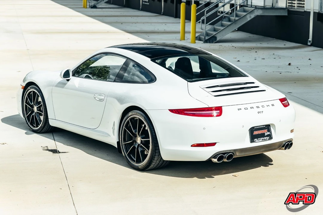 2013 Porsche 991 Carrera - Image 9 of 12