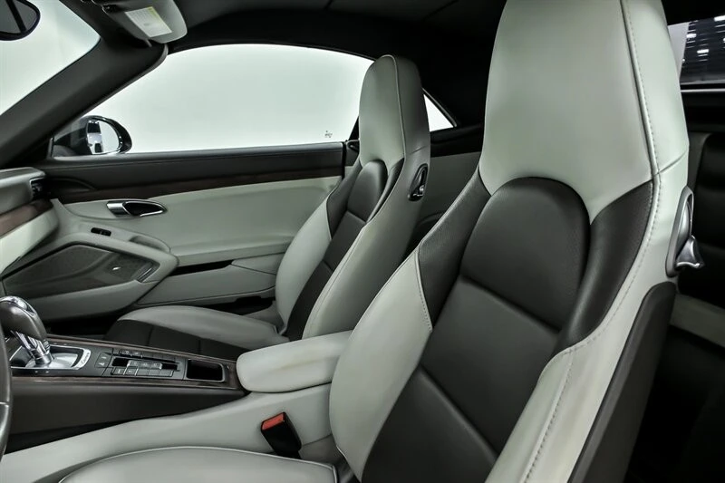 2013 Porsche 991 Carrera - Image 24 of 31