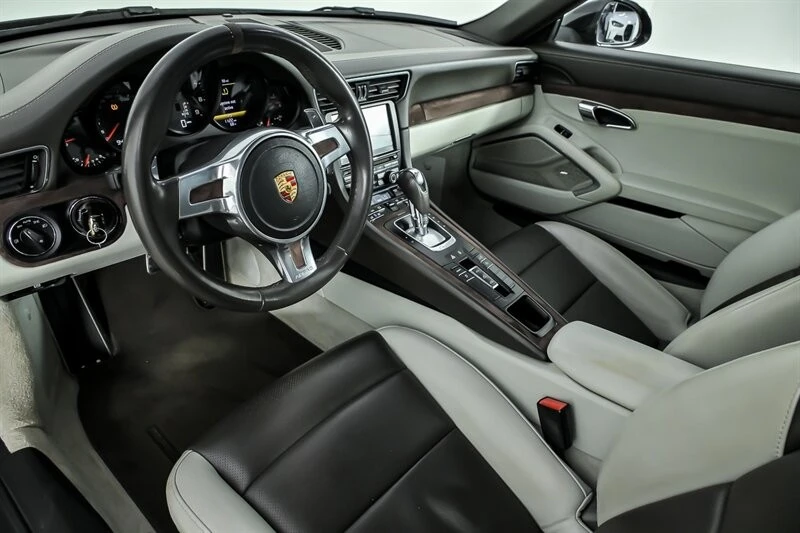 2013 Porsche 991 Carrera - Image 22 of 31