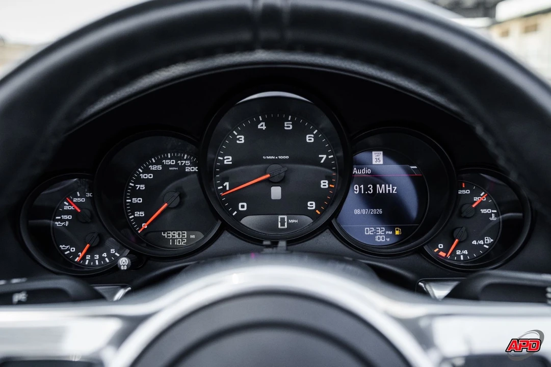 2013 Porsche 991 Carrera - Image 10 of 12