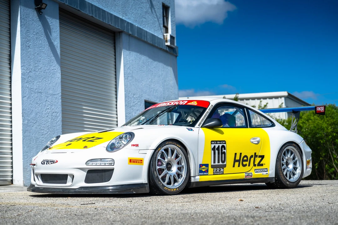2013 Porsche 997 GT3 - Image 2 of 31