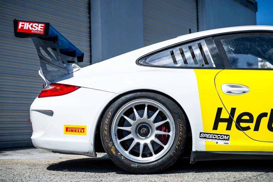 2013 Porsche 997 GT3 - Image 25 of 31