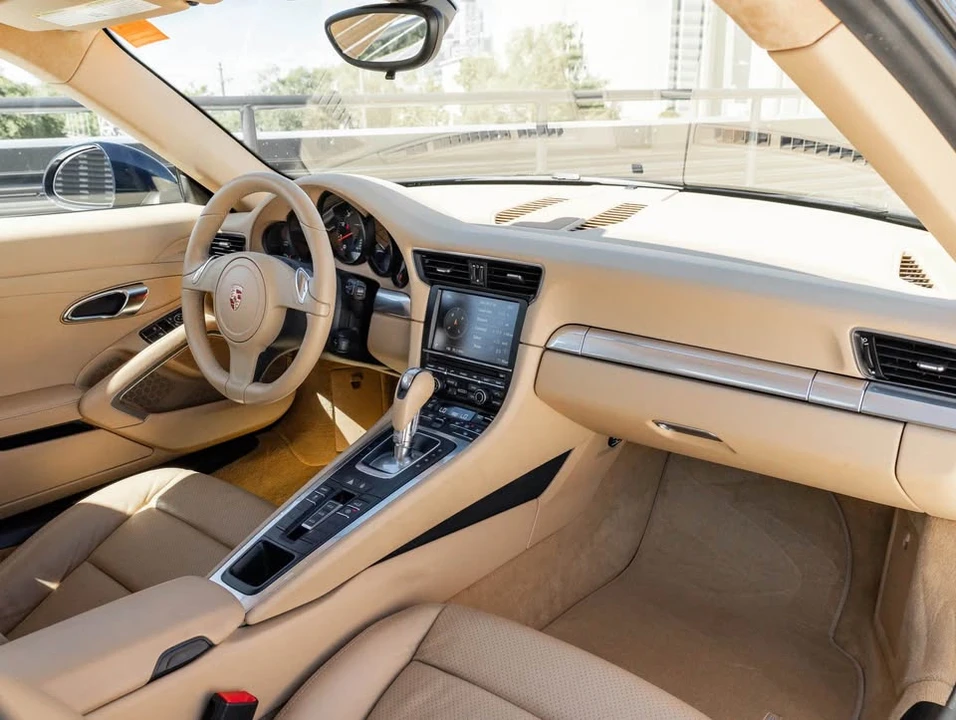 2013 Porsche 991 Carrera - Image 8 of 10