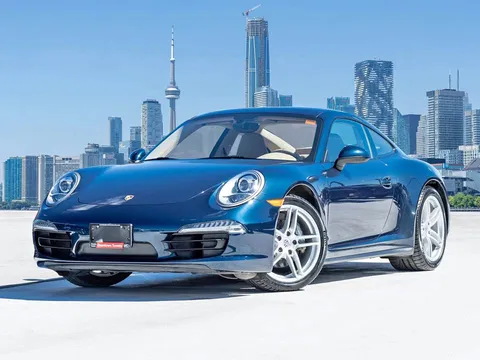 2013 Porsche 911 Carrera 4 Coupe