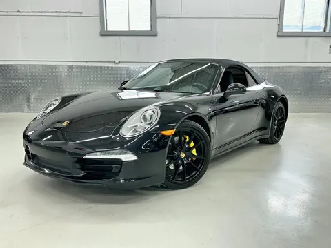 2013 Porsche 911 Carrera 4 Cabriolet