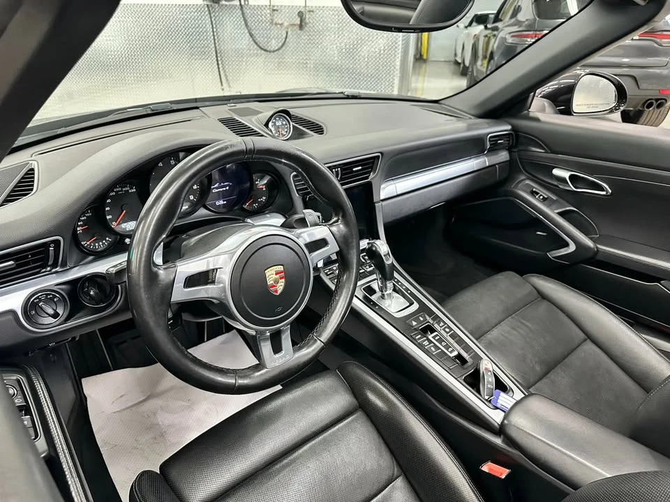 2013 Porsche 991 Carrera - Image 9 of 20