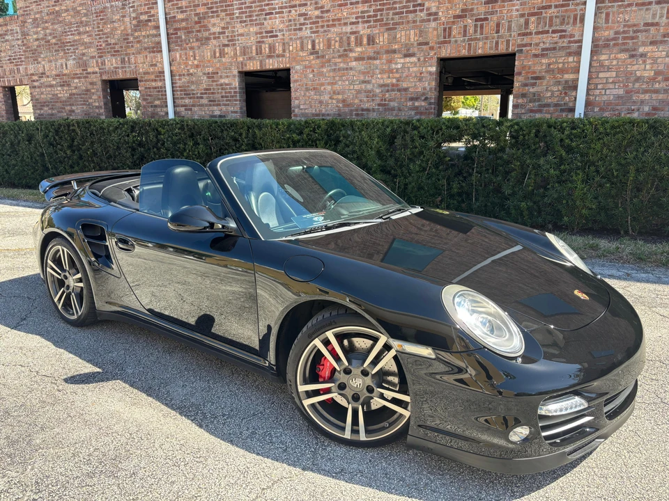 2013 Porsche 997 Turbo - Image 10 of 31