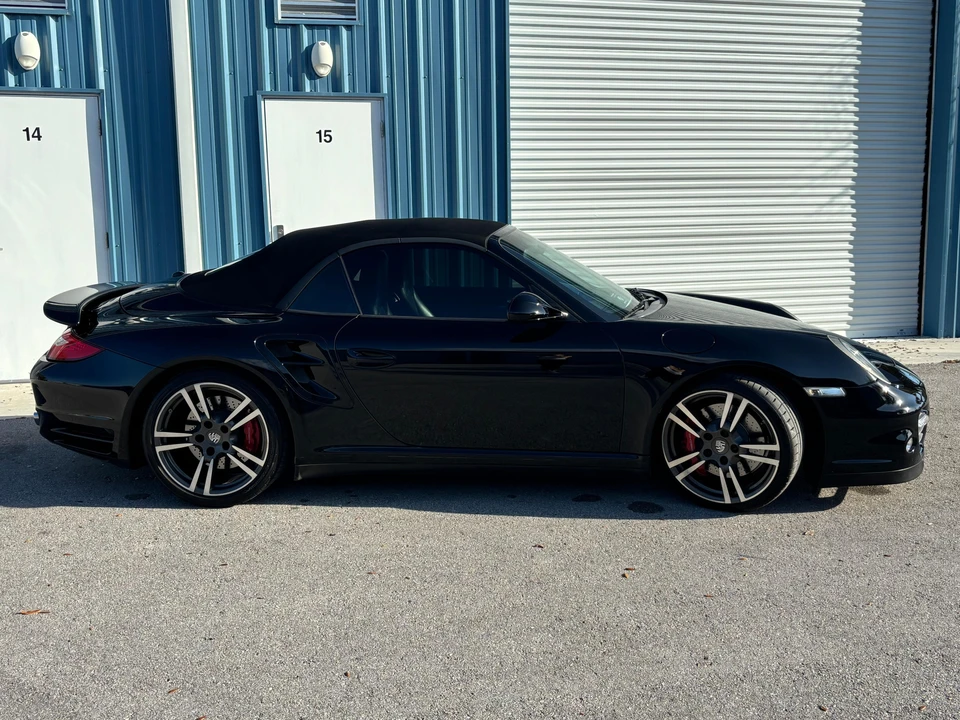 2013 Porsche 997 Turbo - Image 24 of 31