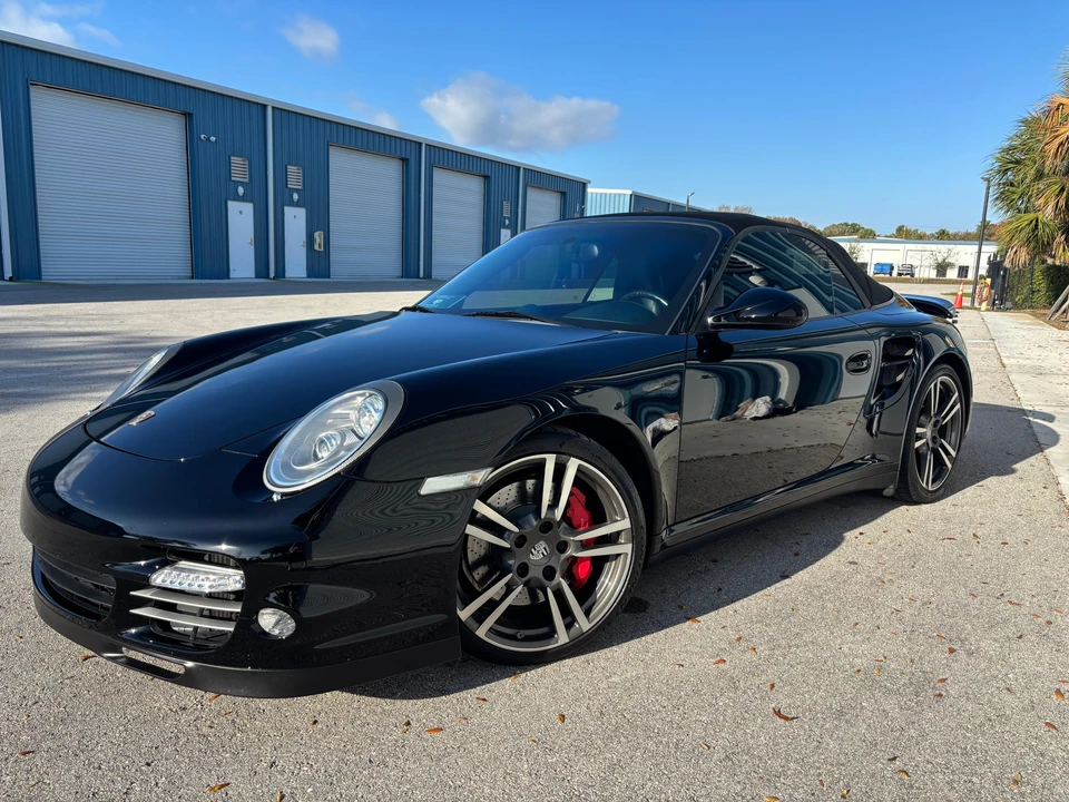 2013 Porsche 997 Turbo - Image 18 of 31
