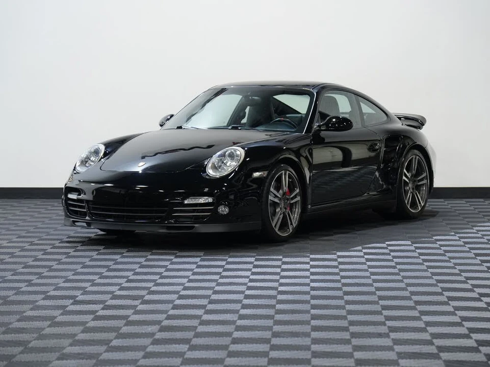 2013 Porsche 997 Turbo S - Image 3 of 31