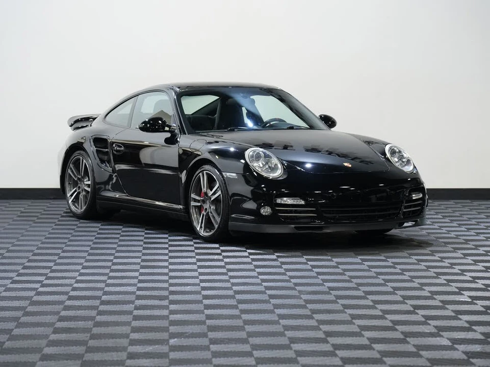 2013 Porsche 997 Turbo S - Image 5 of 31