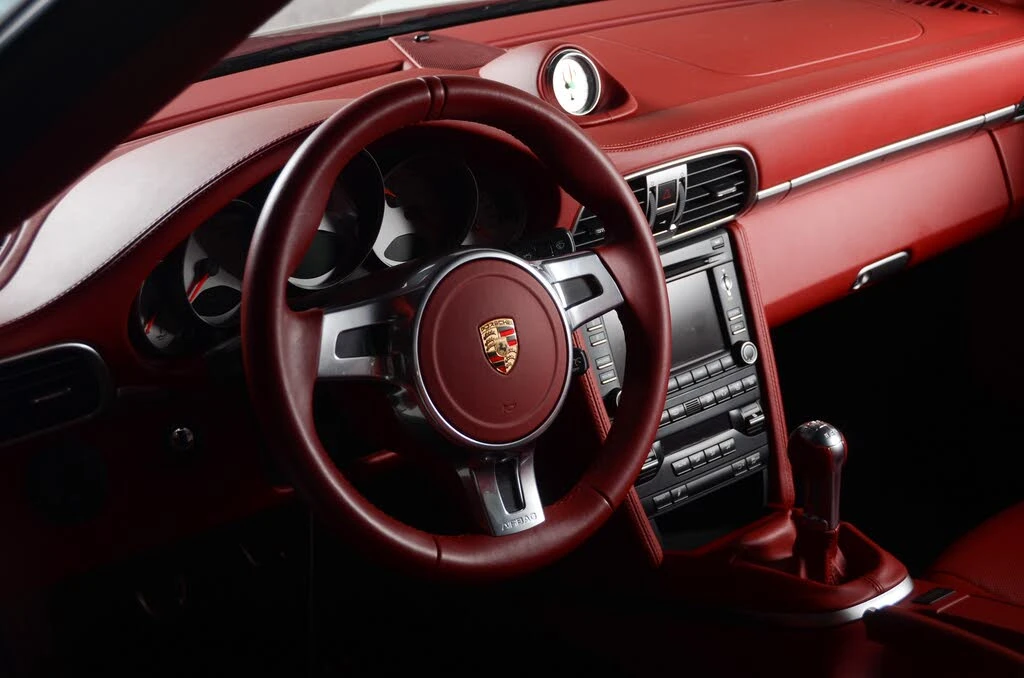 2013 Porsche 997 Turbo S - Image 14 of 31