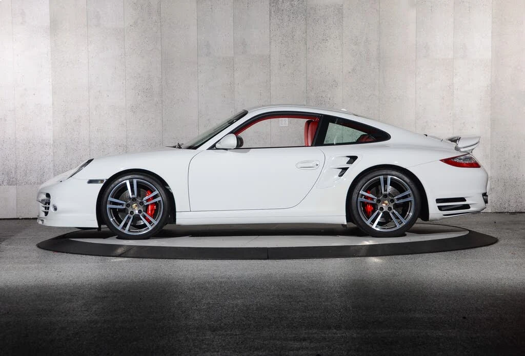 2013 Porsche 997 Turbo S - Image 11 of 31