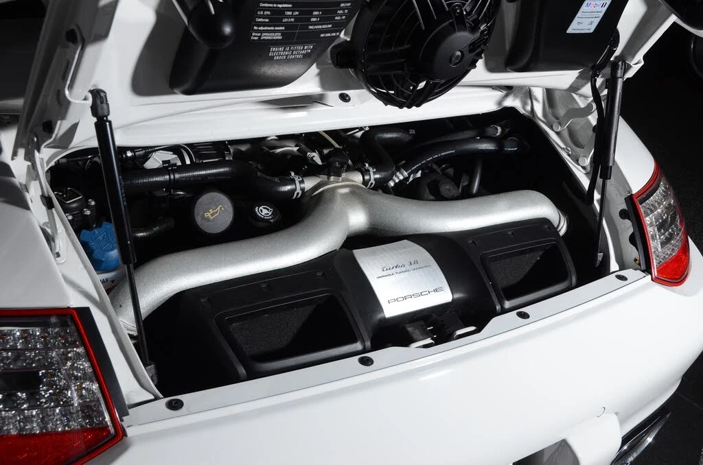 2013 Porsche 997 Turbo S - Image 4 of 31