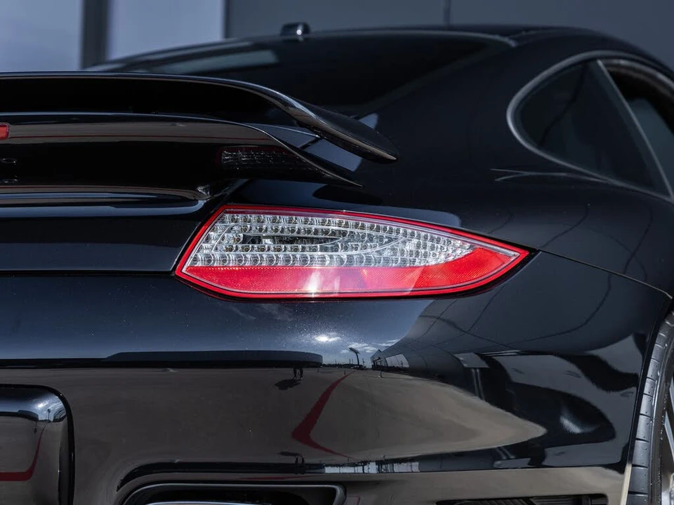 2013 Porsche 997 Turbo S - Image 15 of 31