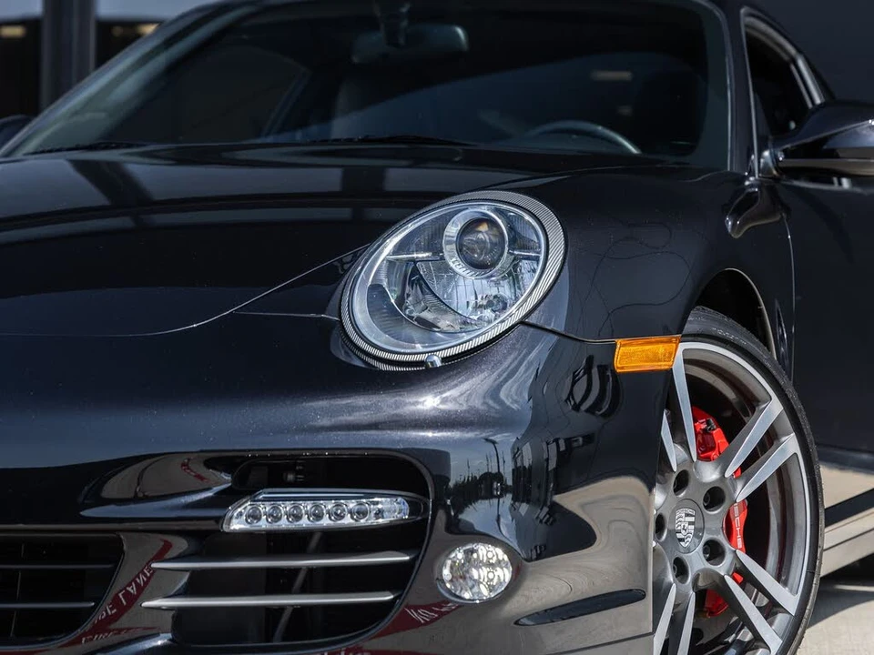 2013 Porsche 997 Turbo S - Image 17 of 31