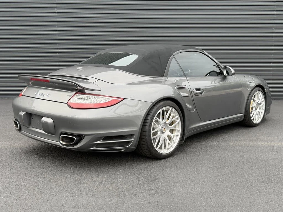 2013 Porsche 997 Turbo S - Image 9 of 19