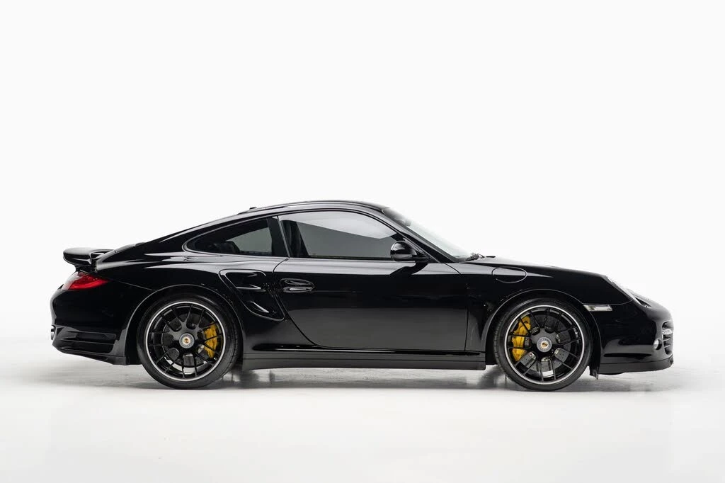 2013 Porsche 997 Turbo S - Image 8 of 31