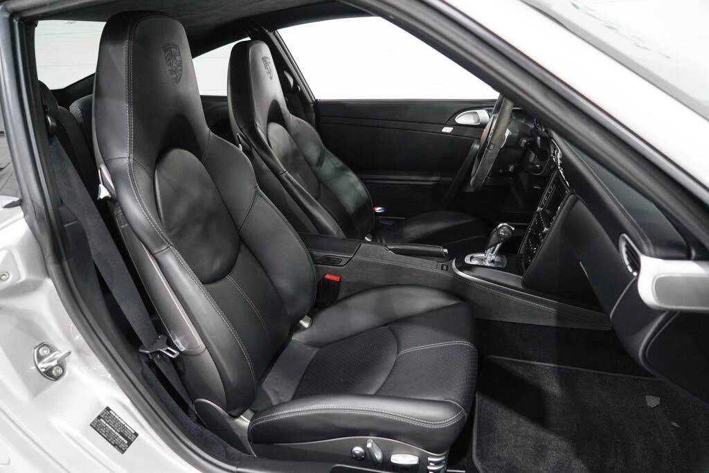 2013 Porsche 997 Turbo S - Image 15 of 31