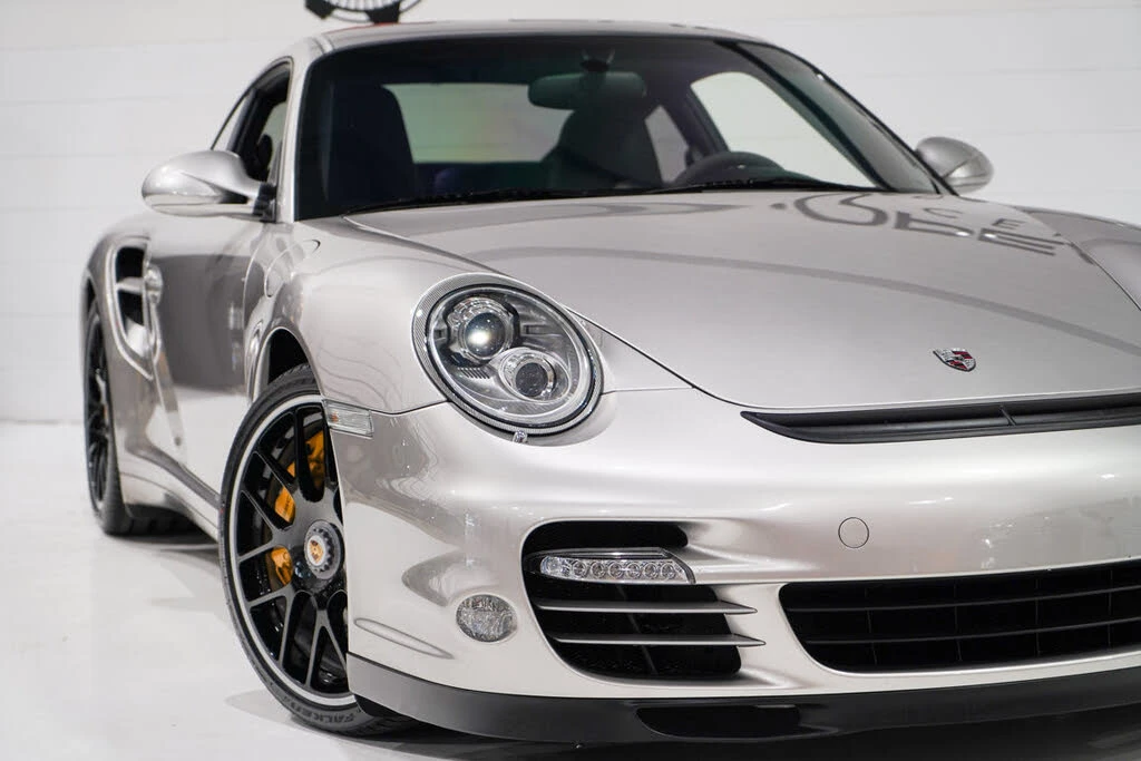 2013 Porsche 997 Turbo S - Image 25 of 31