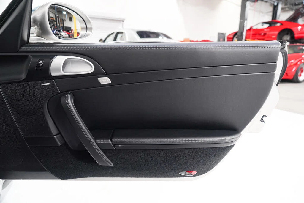 2013 Porsche 997 Turbo S - Image 18 of 31