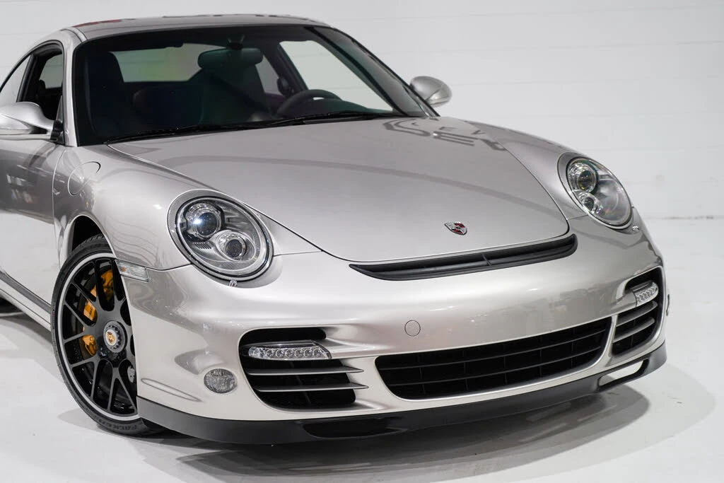 2013 Porsche 997 Turbo S - Image 24 of 31