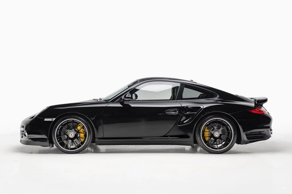 2013 Porsche 997 Turbo S - Image 11 of 31