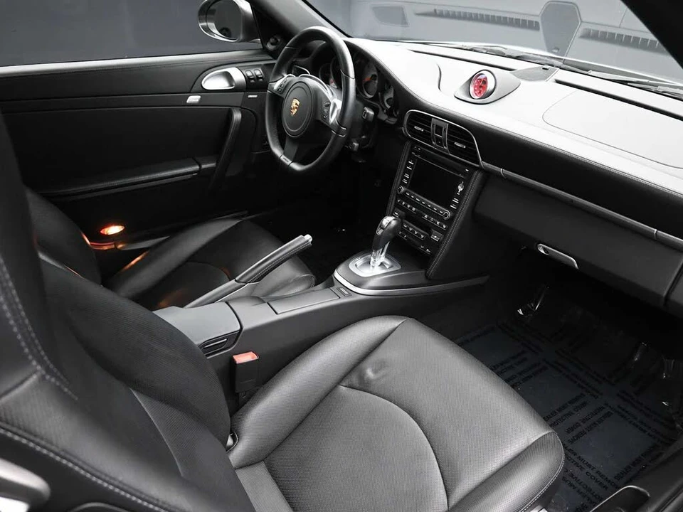 2013 Porsche 997 Turbo S - Image 21 of 31