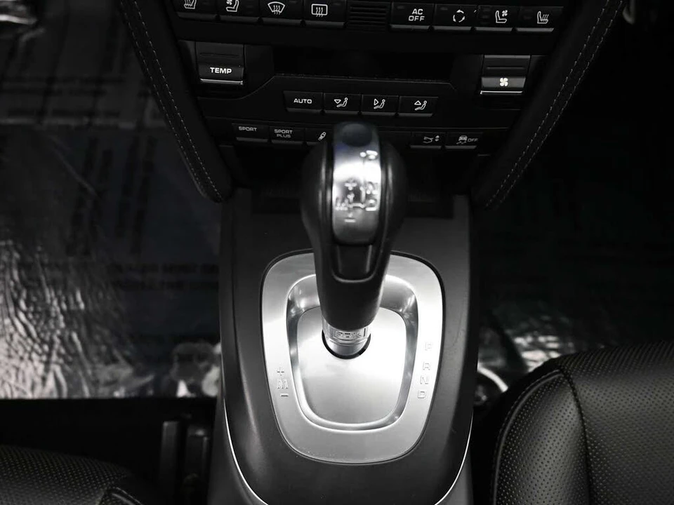 2013 Porsche 997 Turbo S - Image 17 of 31