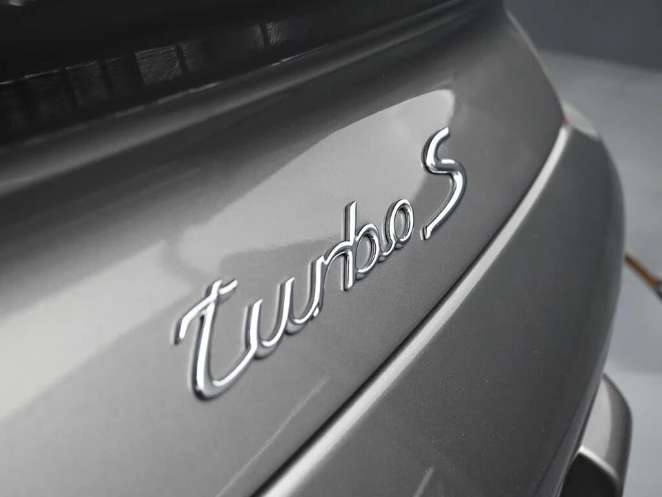 2013 Porsche 997 Turbo S - Image 25 of 31