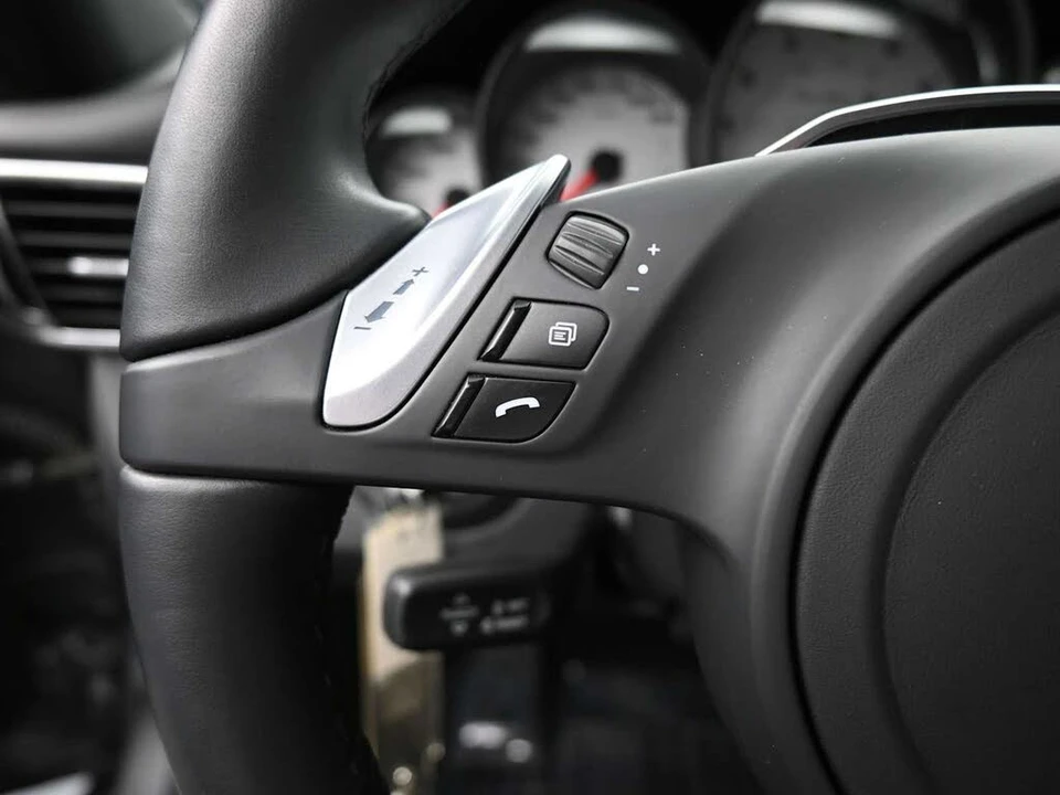 2013 Porsche 997 Turbo S - Image 14 of 31
