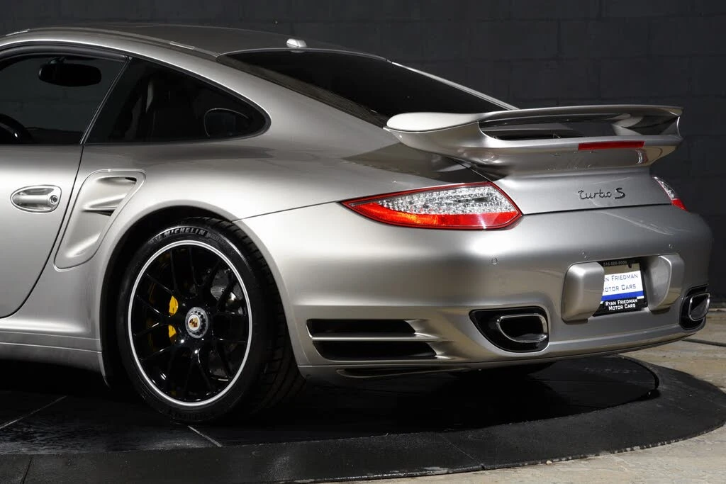 2013 Porsche 997 Turbo S - Image 21 of 31