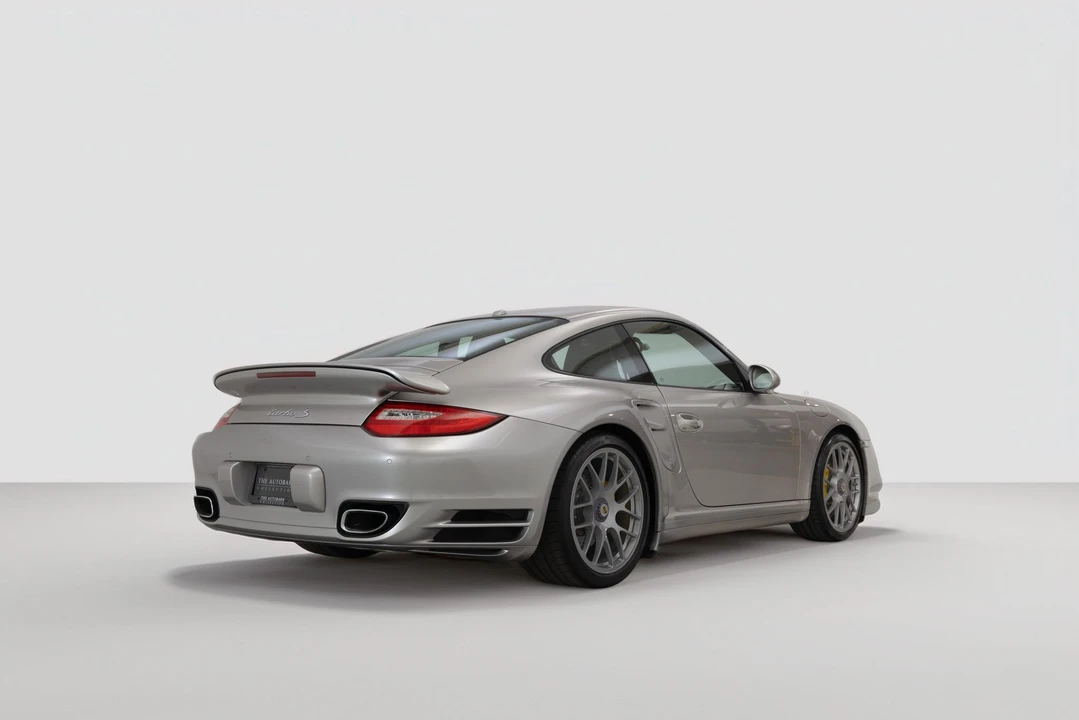 2013 Porsche 997 Turbo S - Image 20 of 31