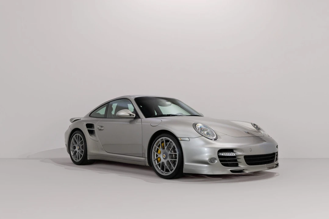 2013 Porsche 997 Turbo S - Image 23 of 31
