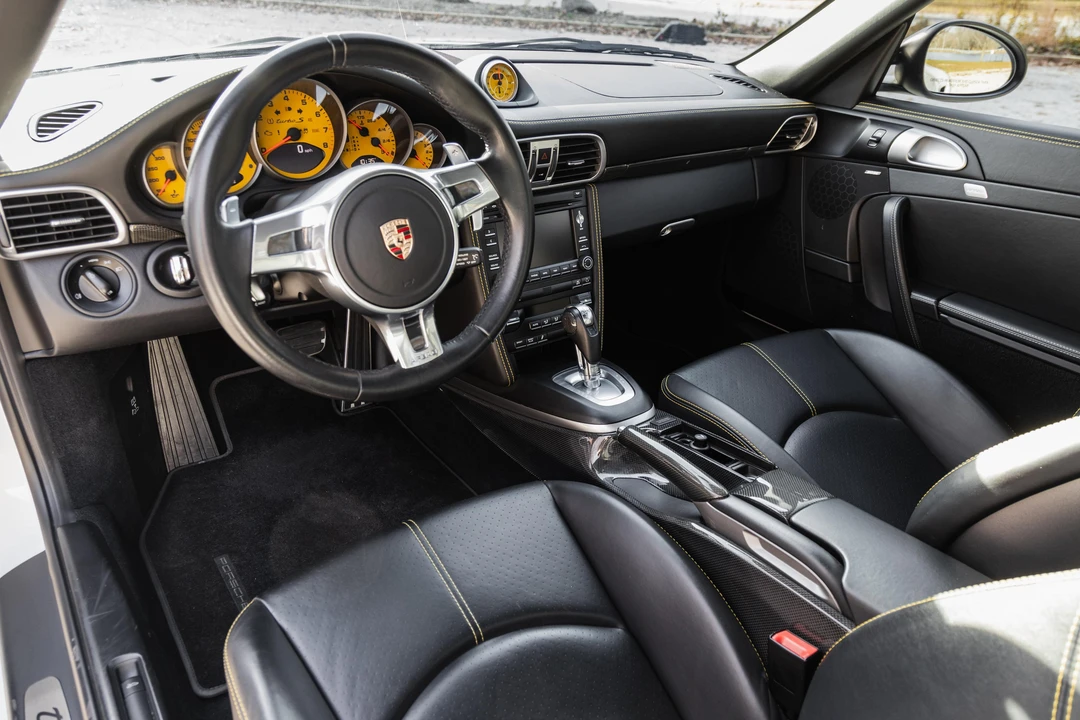 2013 Porsche 991 Turbo S - Image 15 of 31