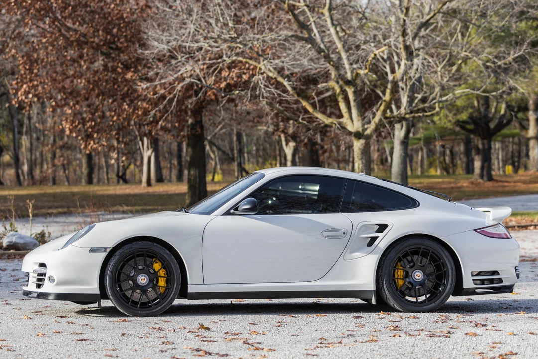 2013 Porsche 991 Turbo S - Image 6 of 31