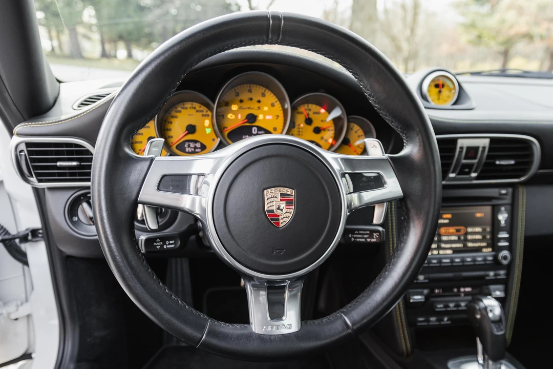 2013 Porsche 991 Turbo S - Image 24 of 31