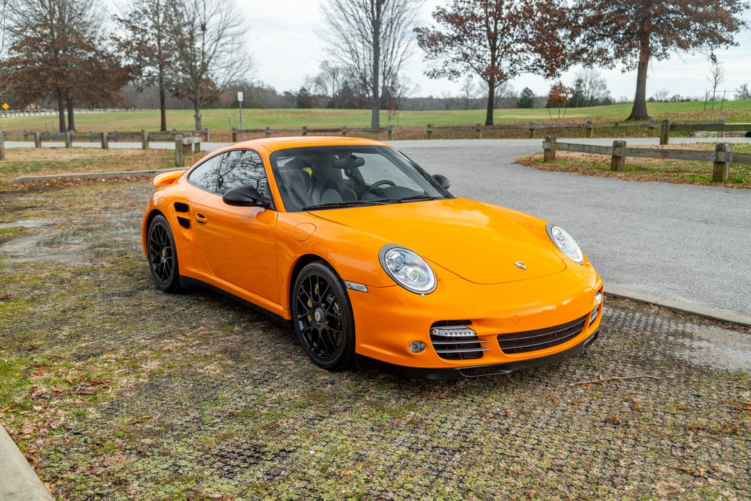 2013 Porsche 997 Turbo - Image 10 of 31